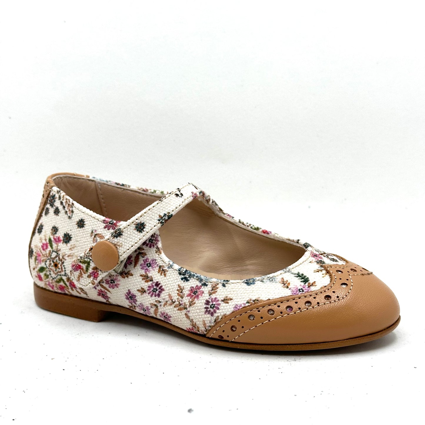 Blublonc White Floral Luggage Wingtip Mary Jane