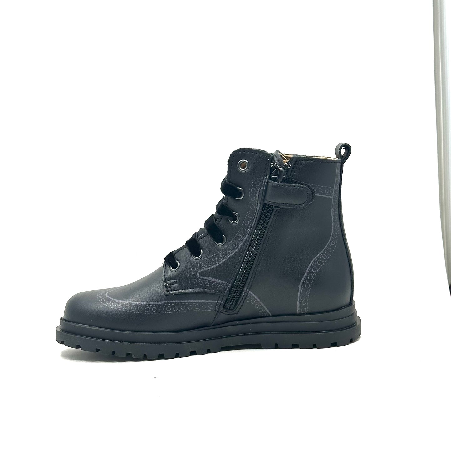Porte Black Leather Patterned Boot