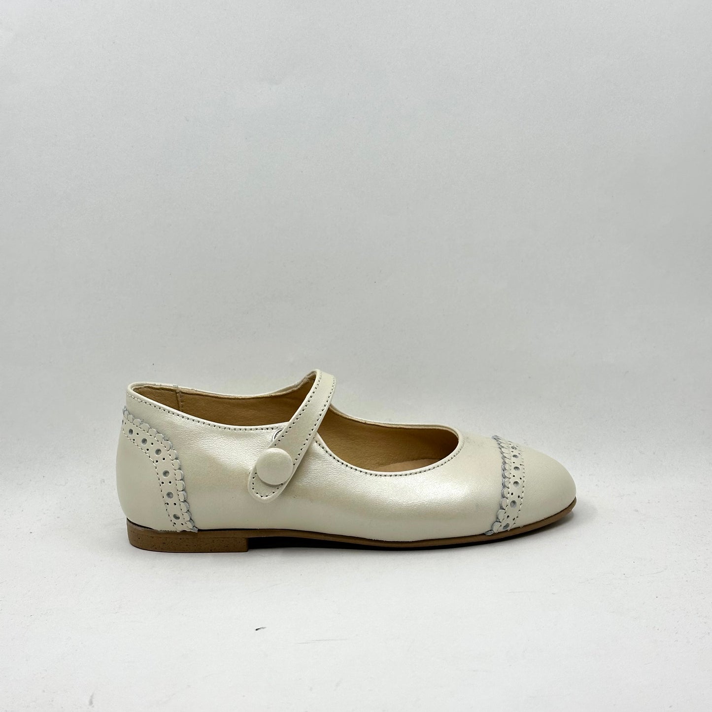 Jolee Cream Scalloped Mary Jane