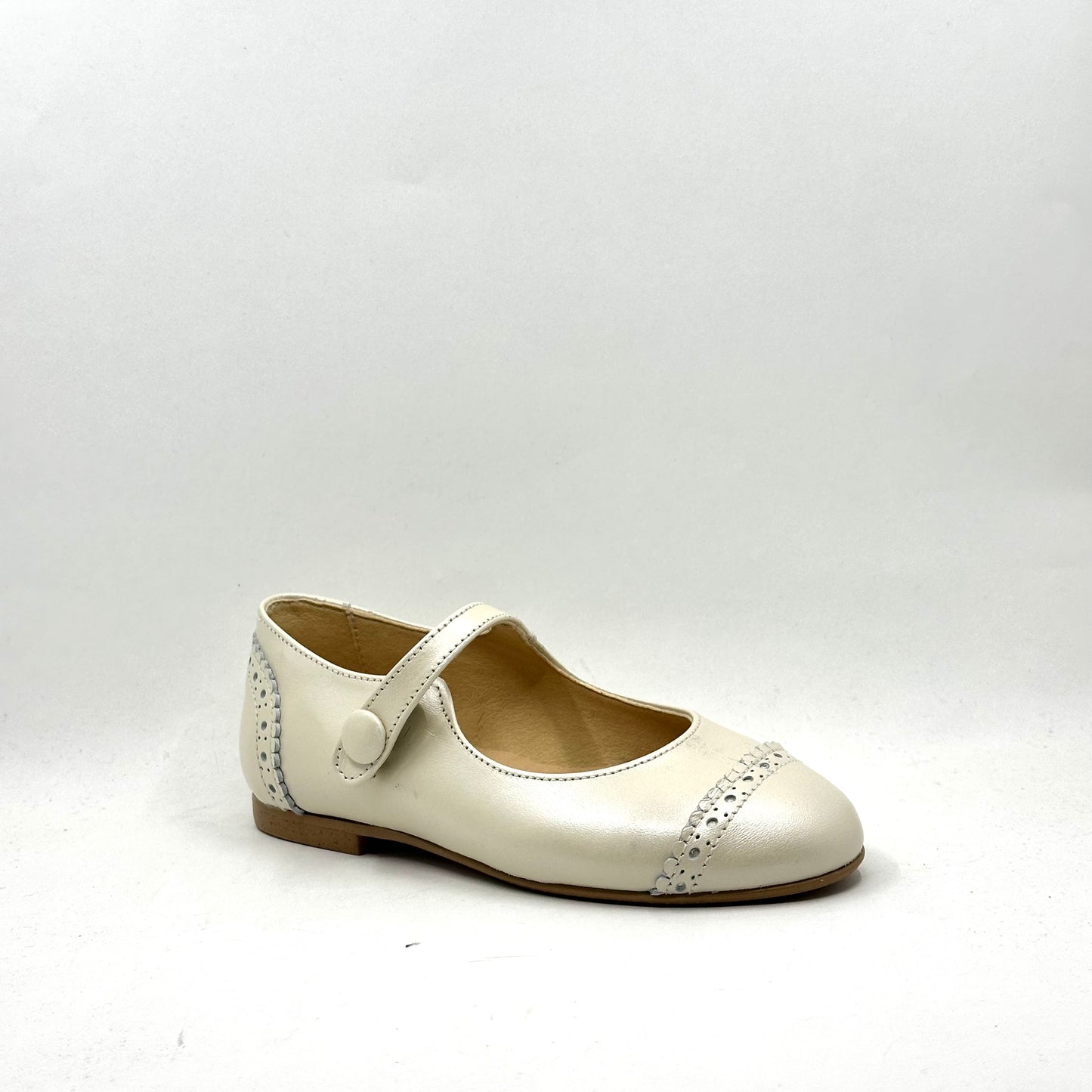 Jolee Cream Scalloped Mary Jane