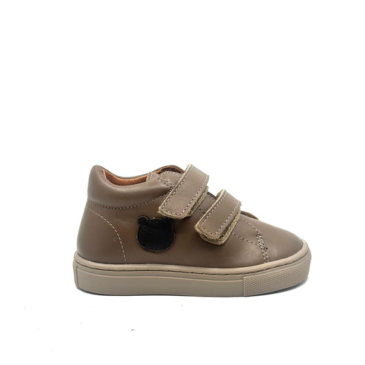 Atlanta Mocassin Taupe Bear Velcro Sneaker