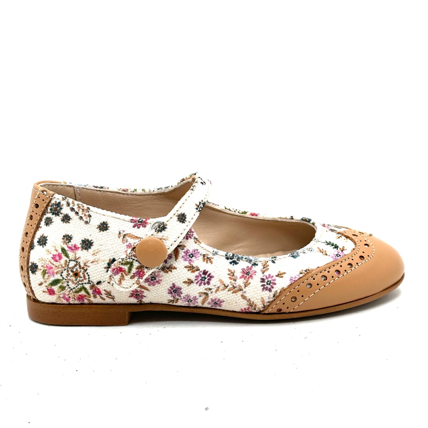 Blublonc White Floral Luggage Wingtip Mary Jane
