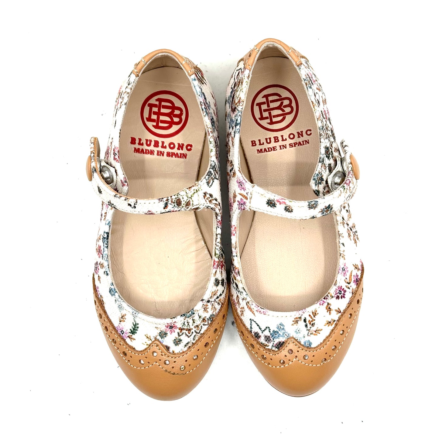 Blublonc White Floral Luggage Wingtip Mary Jane