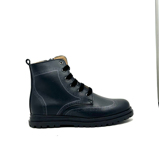 Porte Black Leather Patterned Boot