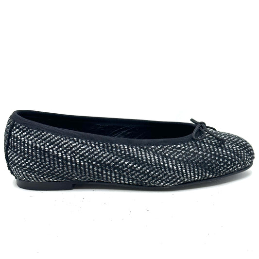 Blublonc Black and White Tweed Flat