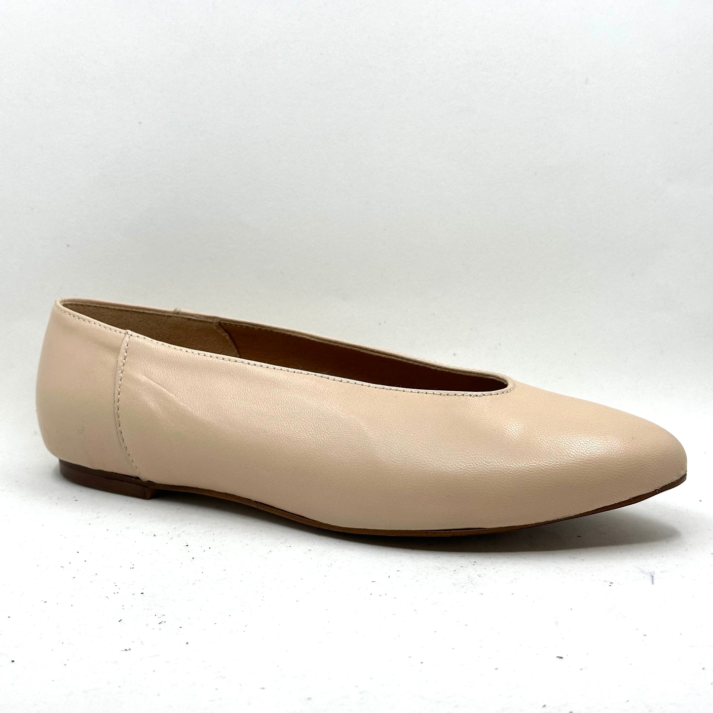 LMDI Nude Pointed Flat