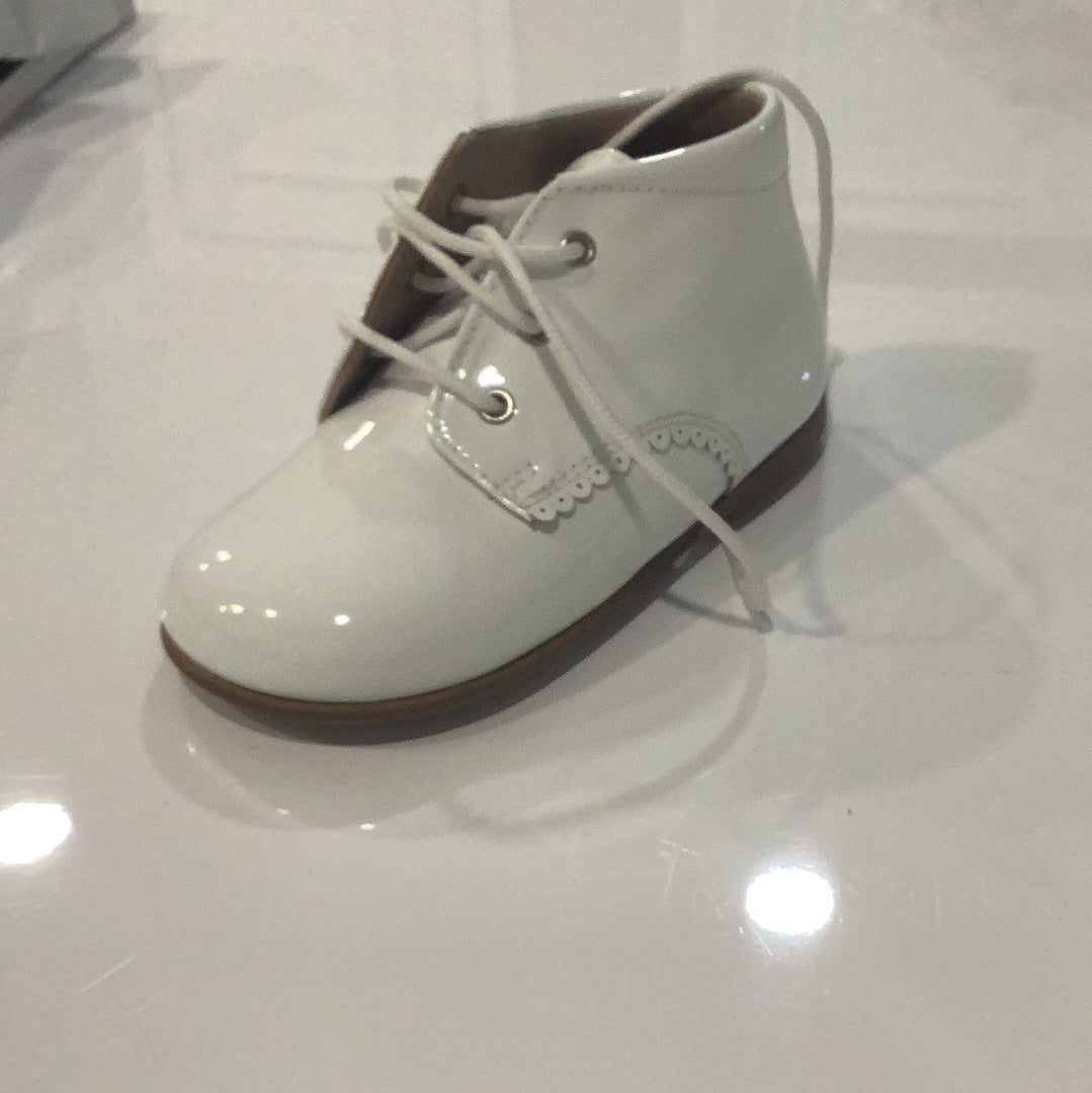 Cucado White Baby Bootie